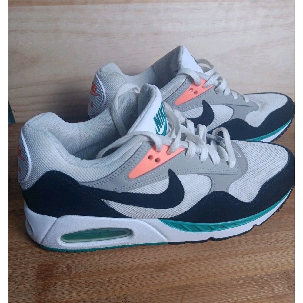 Nike Air Max Correlate women's sneaker Black, White, Teal & Pink size 10 -EUC